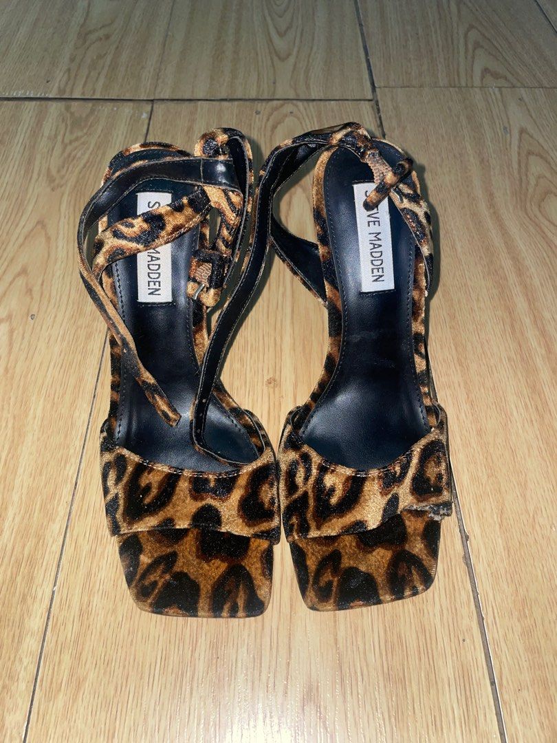 GET ALL for P800 - Leopard, Barbie pink, White (Category: Heels) located in Mandaluyong City. Submitted by belleacd (Listing ID 1348281265, Image 2). Description: .