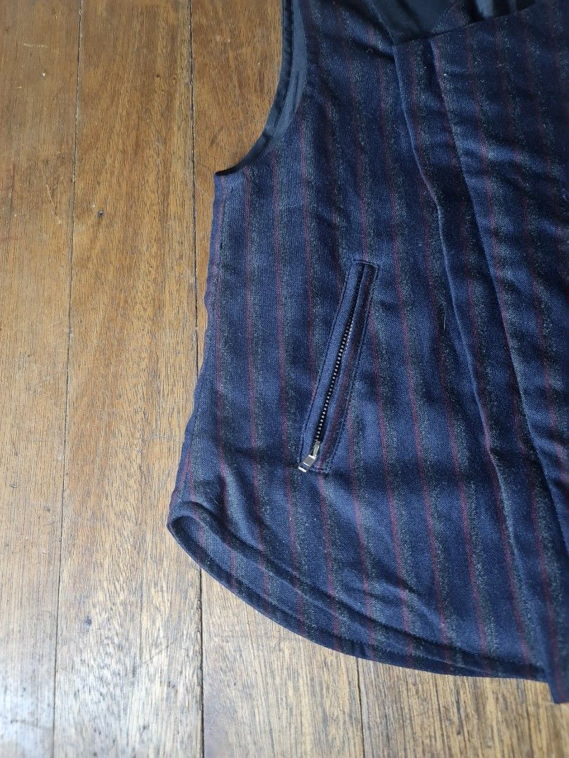 Asamimajuku wool vest (Category: Vests) located in Mandaluyong City. Submitted by beloved_kirara (Listing ID 1348381167, Image 2). Description: brand new complete with hangtag M on tag dimensions L 22 w 17 1350 +sf location Mandaluyong willing to meet up as long as it's near my area.
