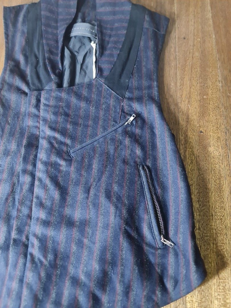 Asamimajuku wool vest (Category: Vests) located in Mandaluyong City. Submitted by beloved_kirara (Listing ID 1348381167, Image 3). Description: brand new complete with hangtag M on tag dimensions L 22 w 17 1350 +sf location Mandaluyong willing to meet up as long as it's near my area.