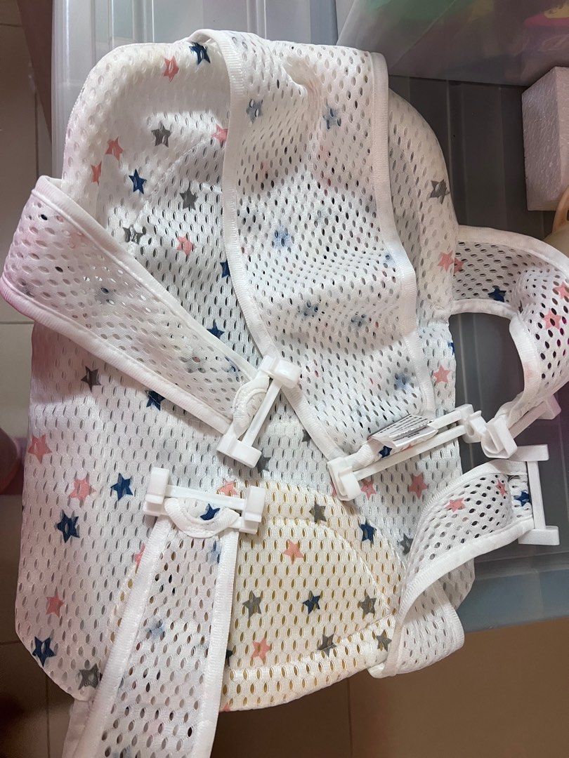 Bath net （分類：洗澡及換尿片 - 浴盆及相關設備）位於 Hong Kong。 由 151619 提交（商品編號 1348246299，圖片 1）。簡介： Used only twice Good for new born babies .。