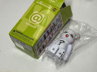 （分類：）位於 。 由 VinCartoon 提交（商品編號 1348342833，圖片 1）。簡介： 。