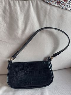 （分類：）位於 。 由 crca 提交（商品編號 1348313567，圖片 1）。簡介： 。