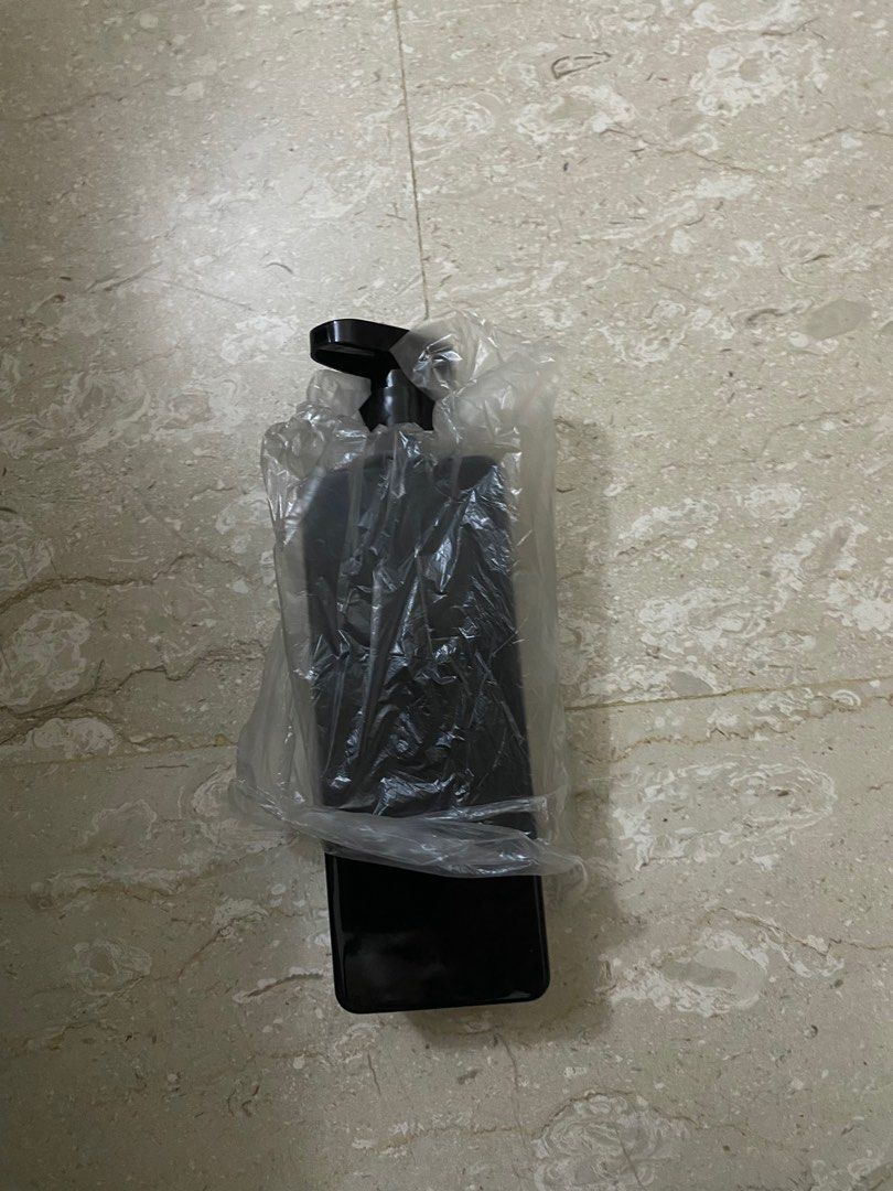 Bottle65074395524737112