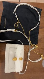 （分類：）位於 。 由 luca16372 提交（商品編號 1348338591，圖片 1）。簡介： 。