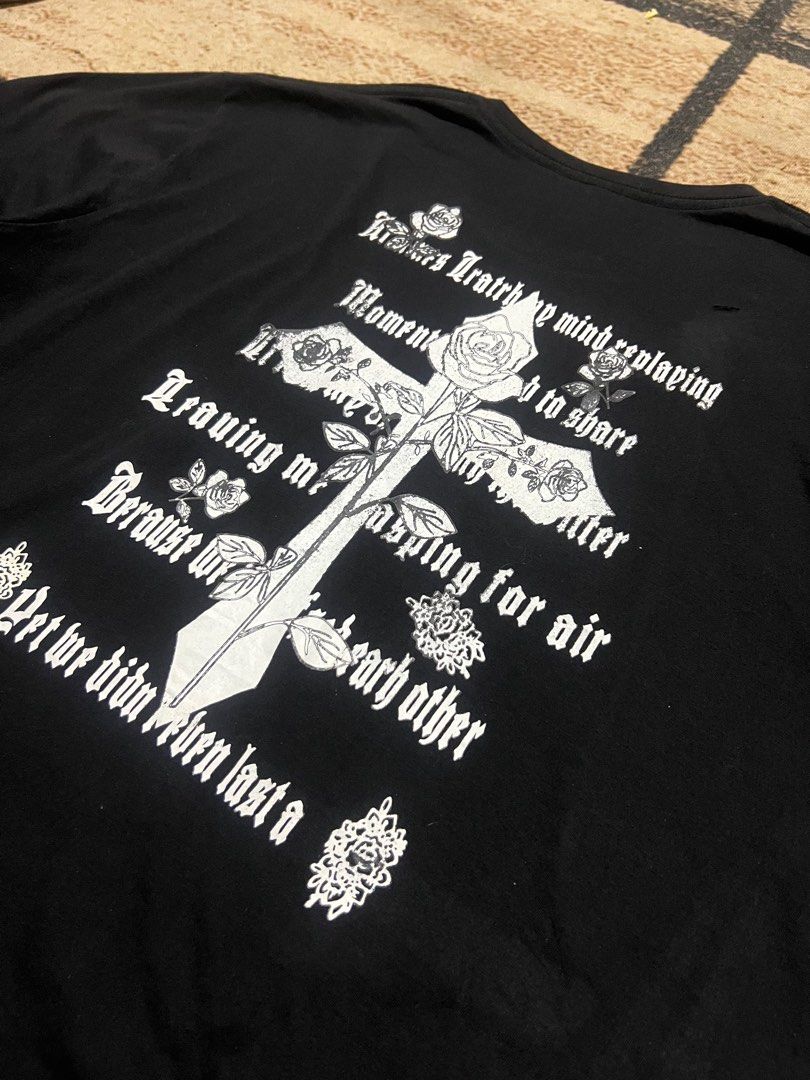Chrome Hearts vibe shirt (Category: Tshirts & Polo Shirts ) located in Manila. Submitted by thriftiesoy (Listing ID 1348400222, Image 1). Description: Chrome Hearts vibes shirt 24x29 Issue: check pictures.