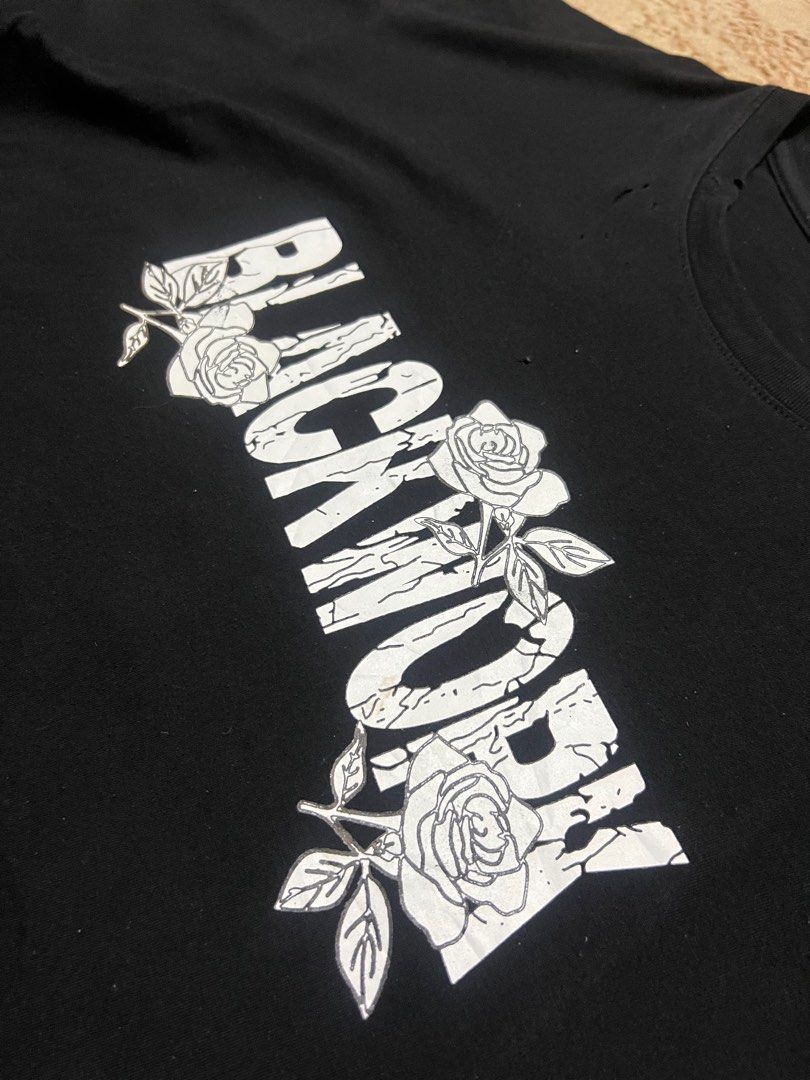 Chrome Hearts vibe shirt (Category: Tshirts & Polo Shirts ) located in Manila. Submitted by thriftiesoy (Listing ID 1348400222, Image 2). Description: Chrome Hearts vibes shirt 24x29 Issue: check pictures.
