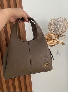 (Kategori: ) berada di . Dikirim oleh clothes4.youu (ID iklan 1348270992, Gambar 1). Deskripsi: .