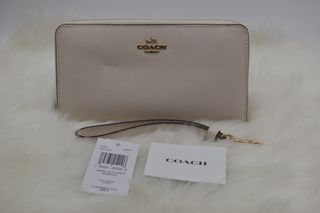 COACH LONG ZIP AROUND WALLET ( CHALK)