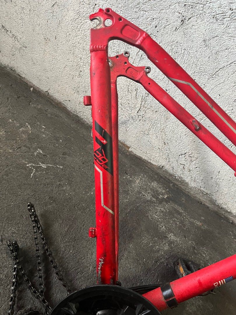 Concept (29) 2018 Mountain Bike Frame (Category: Bicycles) located in Makati City. Submitted by dhydrtd (Listing ID 1348356390, Image 2). Description: Name your price kung frame lang kukunin madumi lang kasi nastock need lang punasan. nasakin pa lahat ng parts flat lang gulong. bigay ko 5000 kung kukunin lahat ipabuo na lang sa bike shop. PM sa details ng ibang parts.