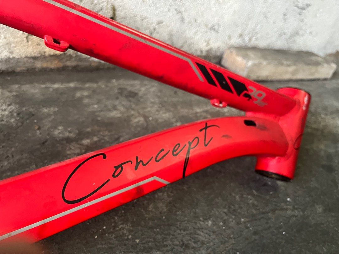 Concept (29) 2018 Mountain Bike Frame (Category: Bicycles) located in Makati City. Submitted by dhydrtd (Listing ID 1348356390, Image 3). Description: Name your price kung frame lang kukunin madumi lang kasi nastock need lang punasan. nasakin pa lahat ng parts flat lang gulong. bigay ko 5000 kung kukunin lahat ipabuo na lang sa bike shop. PM sa details ng ibang parts.