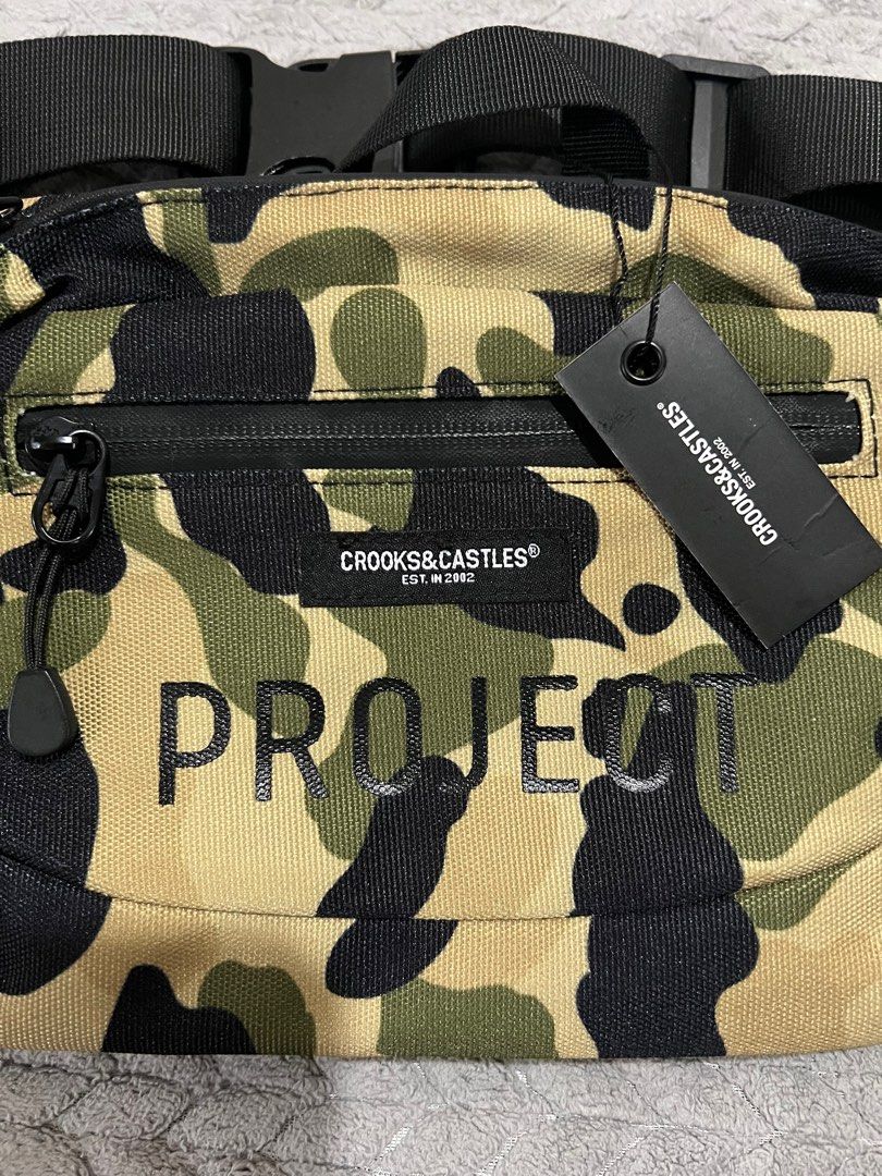 crooks and castles belt bag (Category: Sling Bags) located in Santiago. Submitted by immikehell (Listing ID 1348238272, Image 2). Description: .
