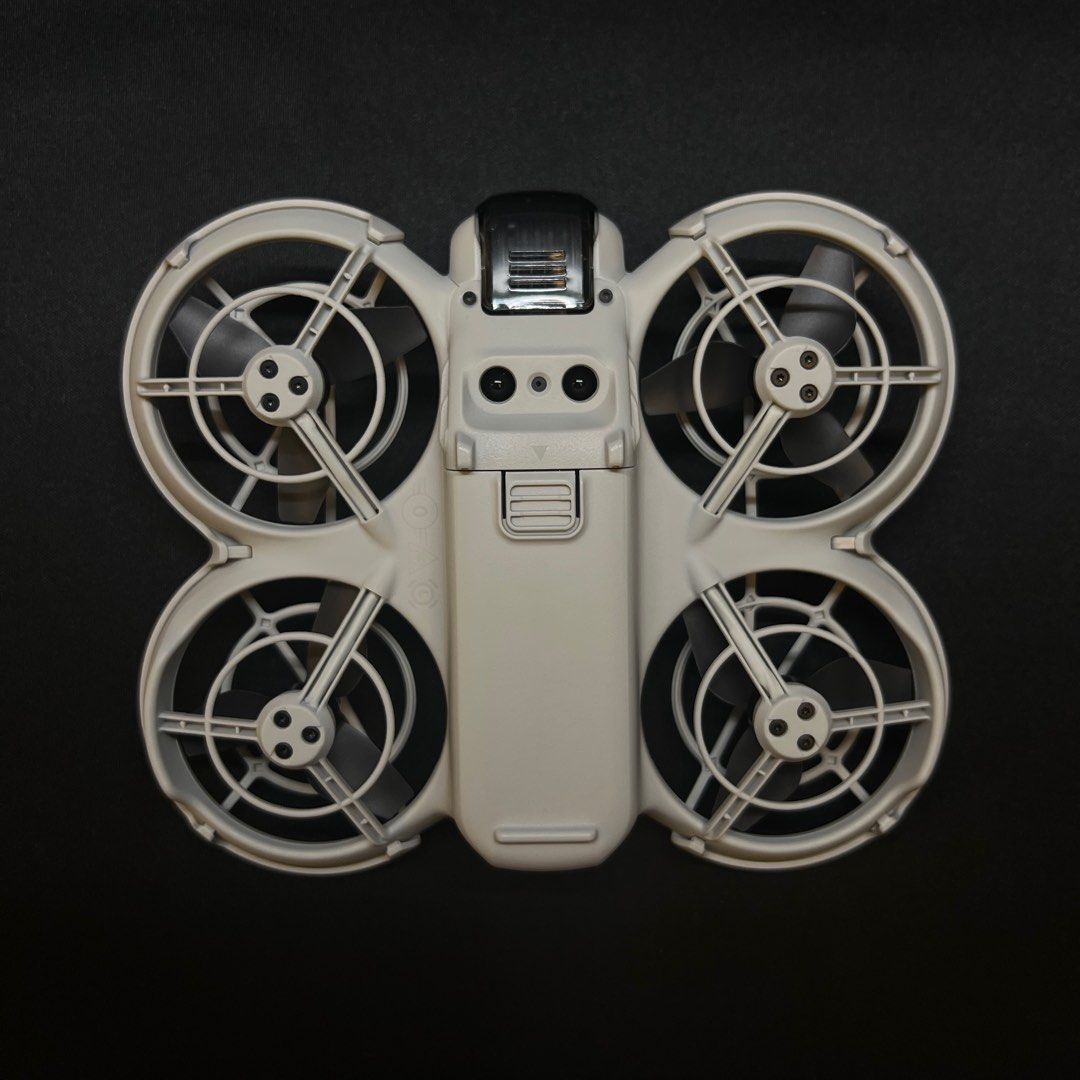 DJI NEO Aircraft with Bump Guard (Category: Drones) located in Dagupan City. Submitted by harmony.sy (Listing ID 1348418824, Image 2). Description: Used 4-5 times only Inclusion: Bump Guard Box.