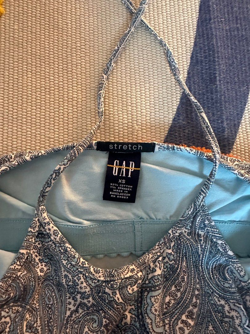 GAP STRETCH 💙 (Category: Sleeveless) located in Quezon City. Submitted by cocoisla (Listing ID 1348271683, Image 2). Description: Fits xs-s.