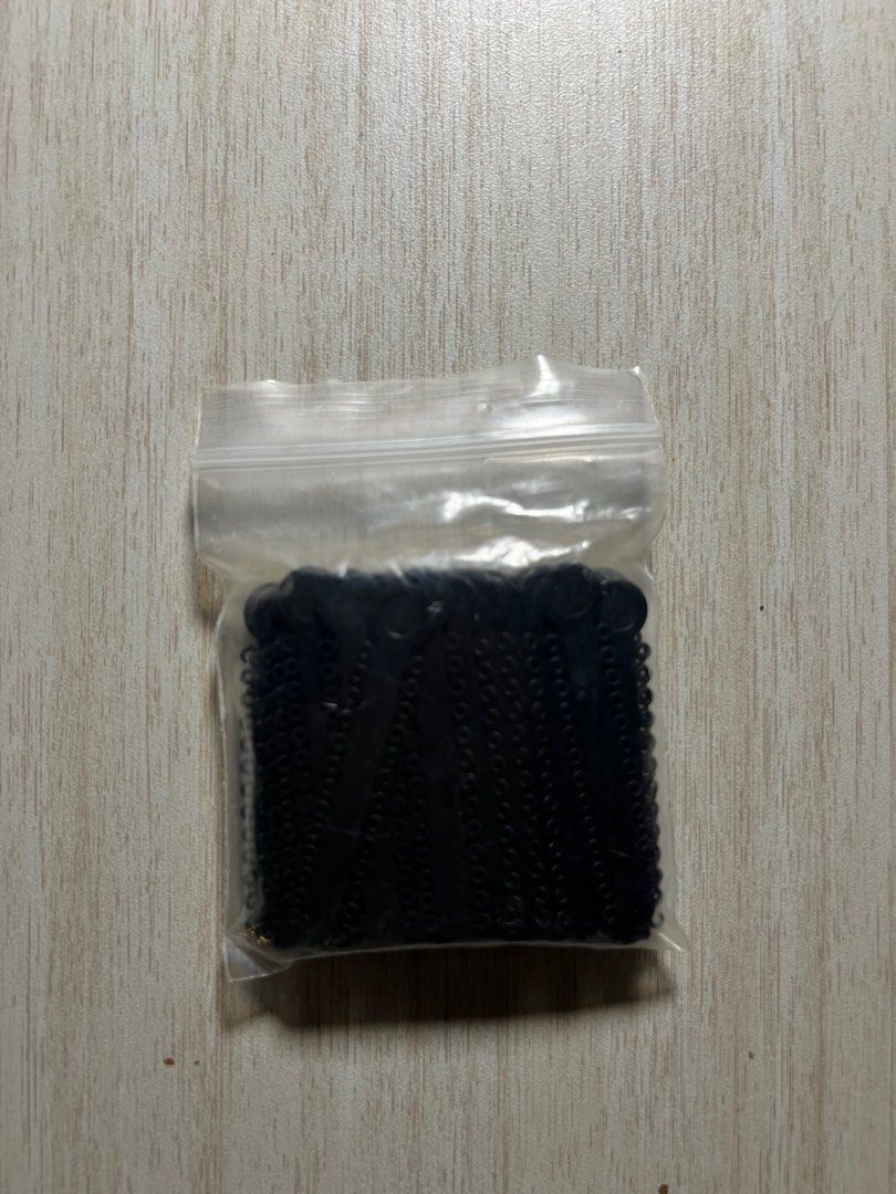 Getah Braces (Category: Oral Care) located in Tronoh. Submitted by xpetitefleur (Listing ID 1348387421, Image 1). Description: I’ve debonded my braces (no longer needed) Condition : 10/10 FREE POSTAGE.