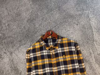 (Kategori: ) berada di . Dikirim oleh gethigh_secondhand (ID iklan 1348300243, Gambar 1). Deskripsi: .