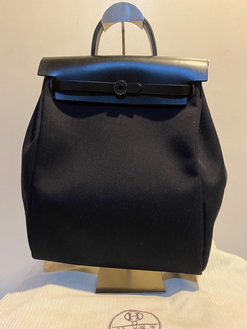 Hermes Herbag Bagpack (Category: Luxury Bags & Wallets) located in Iloilo. Submitted by eliseohana (Listing ID 1348341140, Image 3). Description: .
