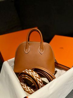 （分類：）位於 。 由 amour.preloved 提交（商品編號 1348356019，圖片 1）。簡介： 。