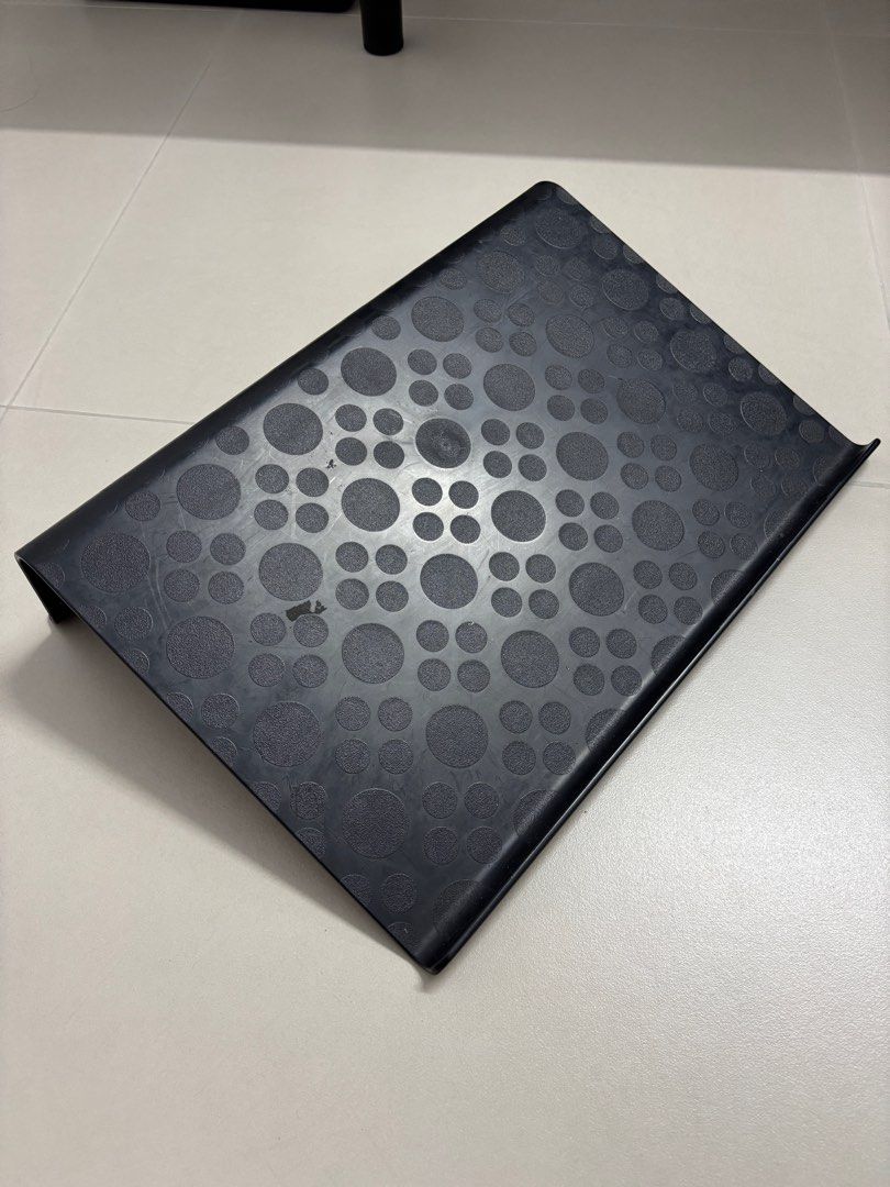 IKEA laptop stand466929015639910400