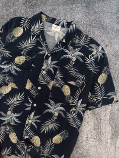 (Kategori: ) berada di . Dikirim oleh gethigh_secondhand (ID iklan 1348280482, Gambar 1). Deskripsi: .