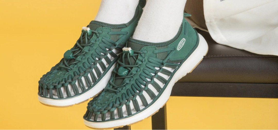 KEEN Uneek Womens Greener Pastures/Forest Night (Category: Sneakers & Footwear) located in Singapore. Submitted by raggedpeaches (Listing ID 1348339993, Image 2). Description: SOLD OUT PIECE. Worn less than 10x. Still in very good condition (refer to soles).