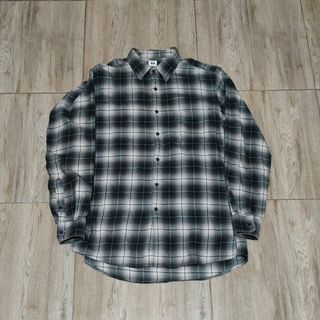 (Kategori: ) berada di . Dikirim oleh d3second_store (ID iklan 1348375741, Gambar 1). Deskripsi: .