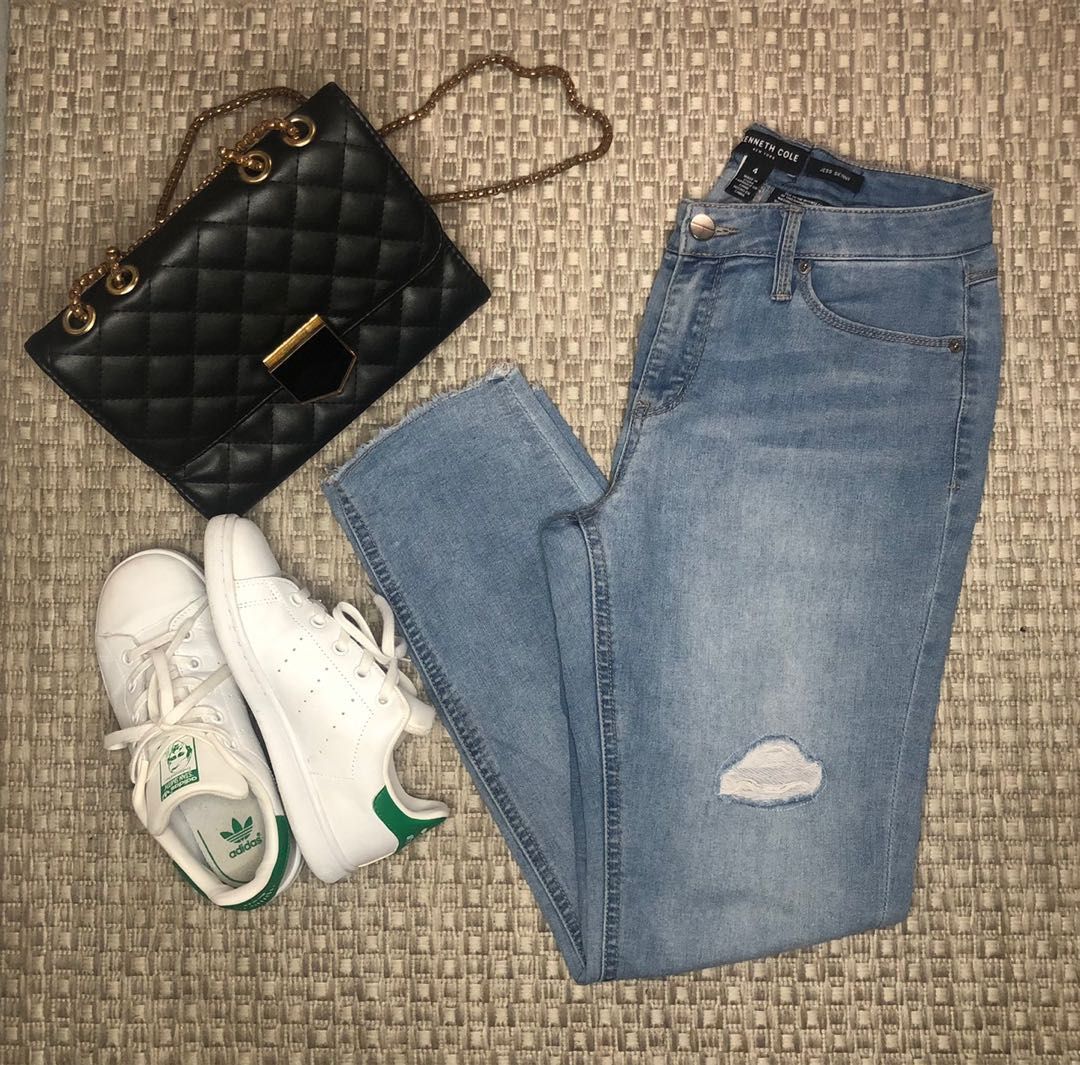 Kenneth Cole High waist BF Jeans (Category: Jeans) located in Quezon City. Submitted by cnccollections (Listing ID 1078207155, Image 1). Description: BF Jeans • 400 Kenneth Cole High Waist Pants Size 29” Hip 37” Length 36” 🍑 This is washed and ready to wear pants. 🍑As always, please do manage your expectation as it is preloved..