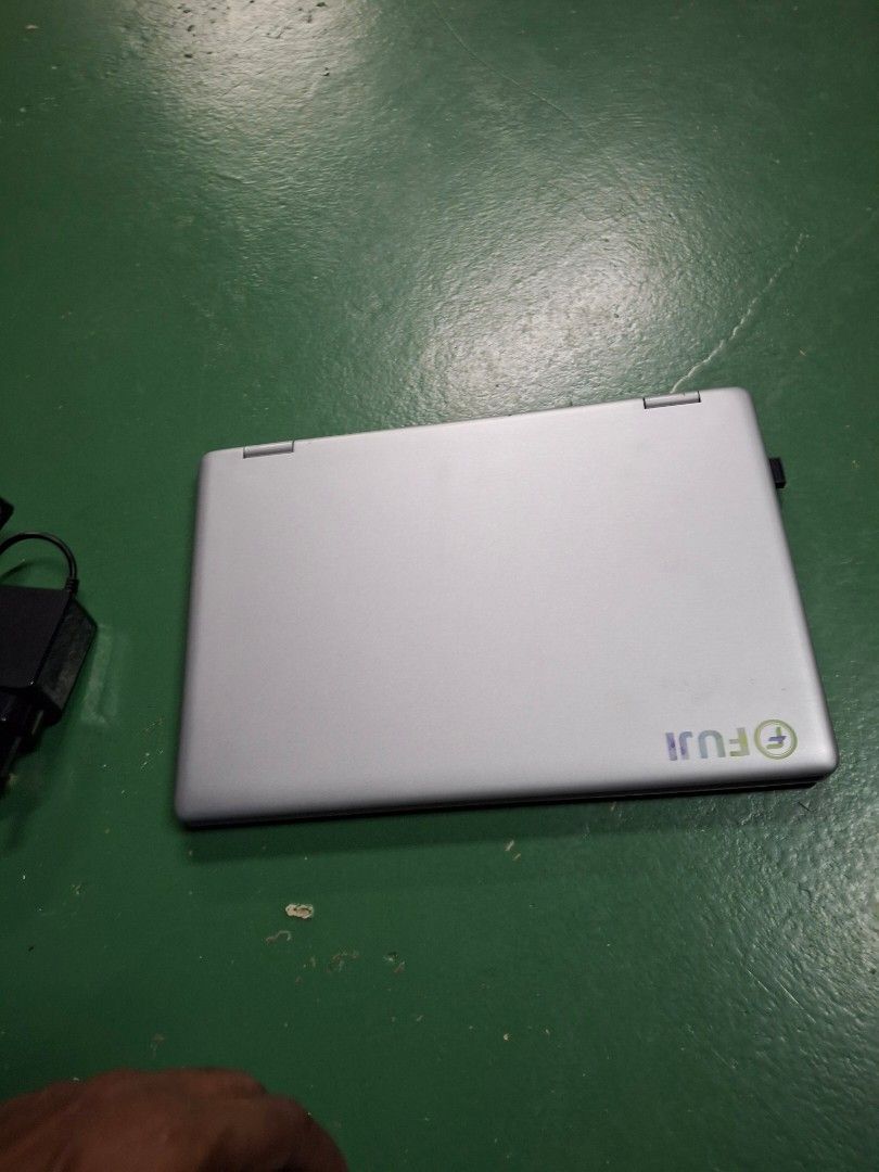 Laptop406105375271168002