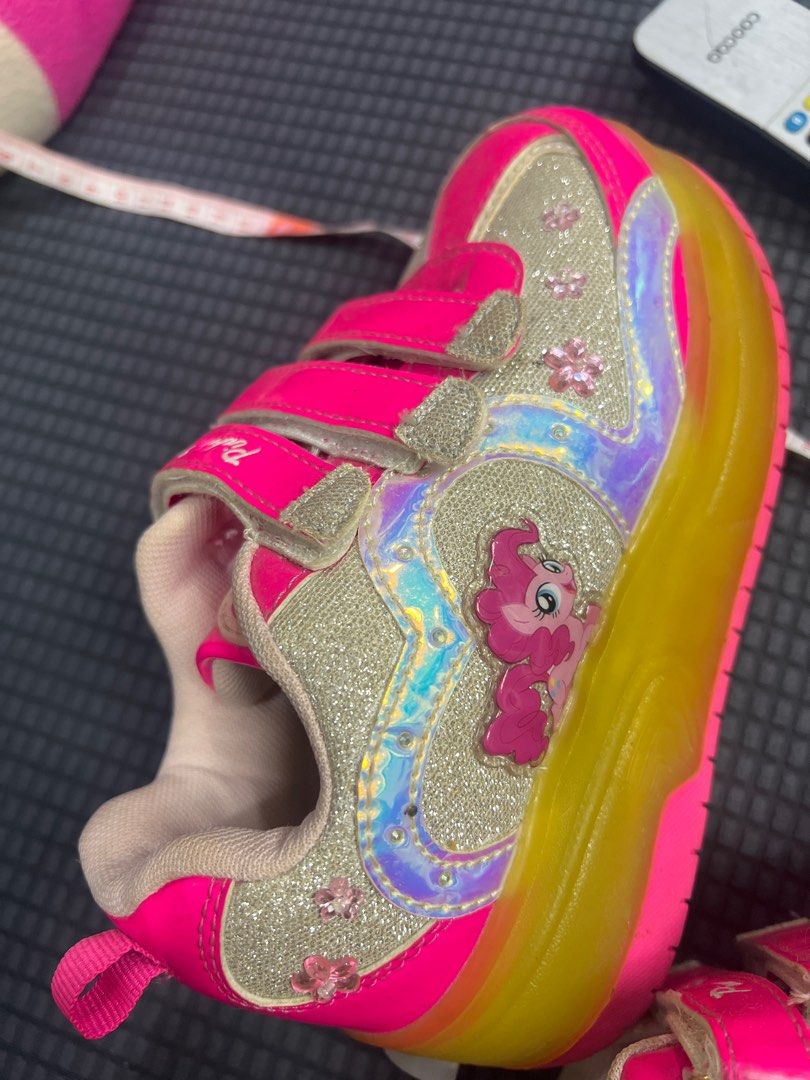 Little Pony Shoes with Wheels (Category: Babies & Kids Fashion) located in Paranaque City. Submitted by beautyandthriftfinds (Listing ID 1348251823, Image 2). Description: Pink and glittery little pony shoes with wheels In good condition 22cm outsole measurement.