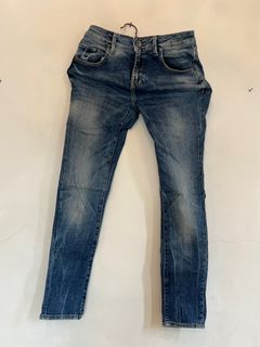 (Kategori: ) berada di . Dikirim oleh haura___ (ID iklan 1348321278, Gambar 1). Deskripsi: .