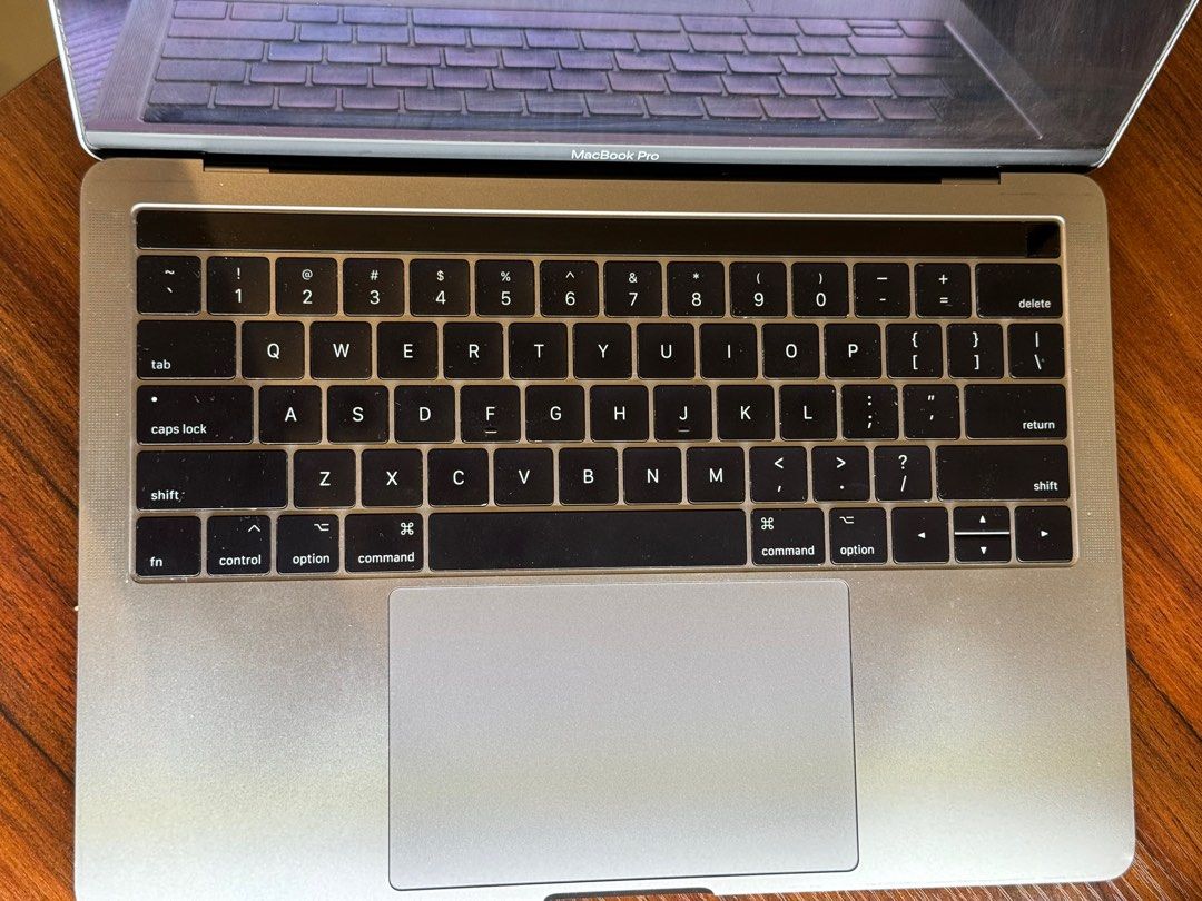 MacBook Pro420567973238548484