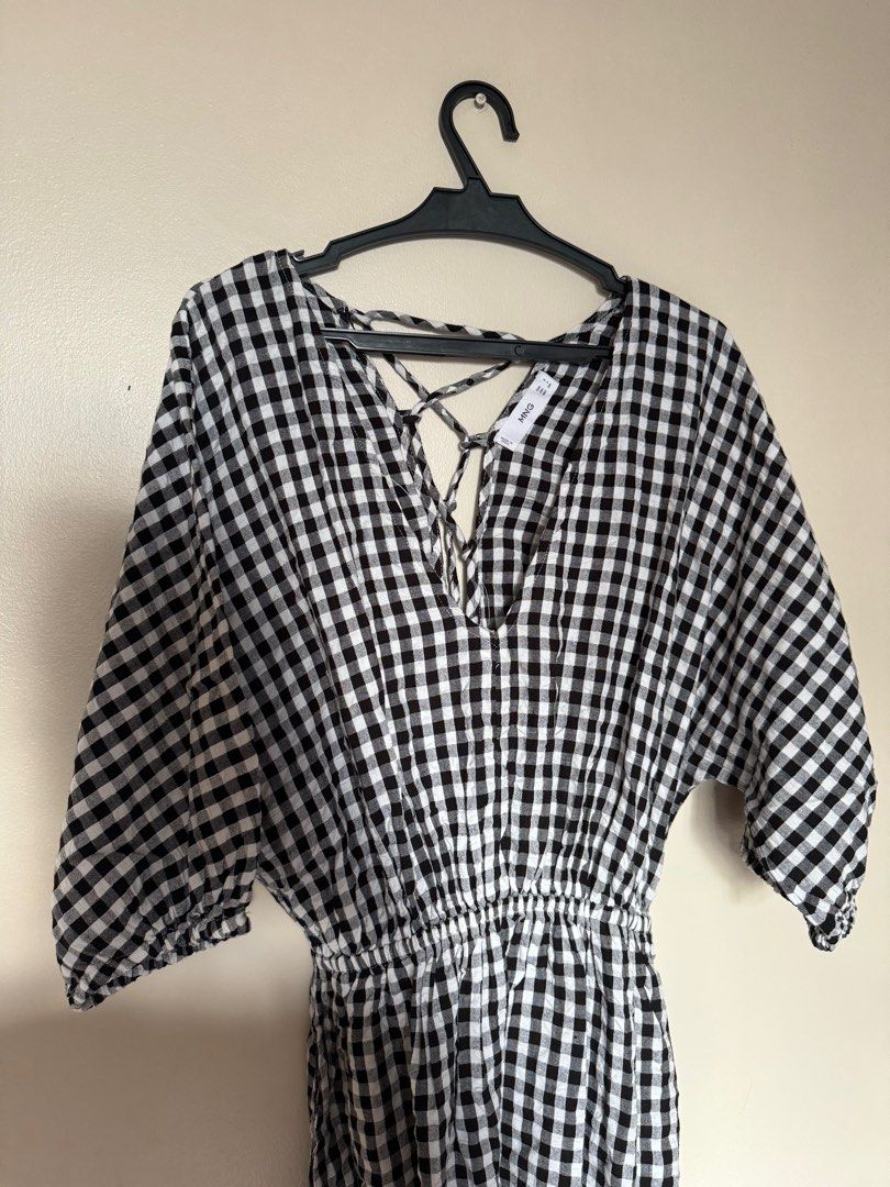Mango Black and White Gingham Midi Dress (Category: Dresses) located in Quezon City. Submitted by e-thrift (Listing ID 1348268525, Image 2). Description: .