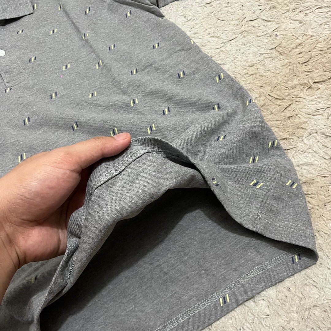 Men’s Polo (Category: Tshirts & Polo Shirts ) located in Manila. Submitted by etcetero (Listing ID 1348429231, Image 3). Description: - Still presentable and in good condition.