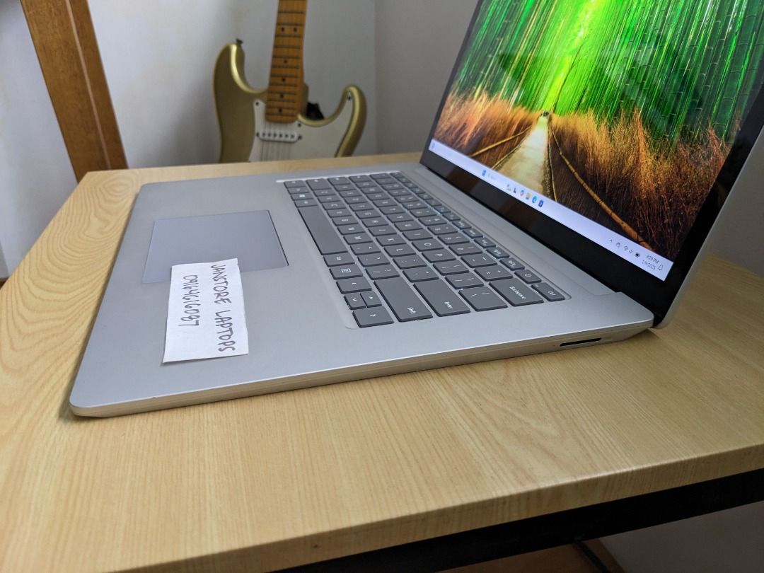 Microsoft Surface Laptop 3 15 inches AMD Ryzen 5 Surface Edition (Category: Laptops & Notebooks) located in Quezon City. Submitted by janstore-computer-trading (Listing ID 1348302869, Image 3). Description: Model : Microsoft Surface Laptop 3 (15 inches , AMD Ryzen 5) Condition : Slightly used, Very Presentable Price : 21,000 Specs: Processor : AMD Ryzen 5 Surface Edition Quad core ( 2.1 - 3.7 Ghz ) Ram : 8 GB DDR4 2666Mhz Storage : 128 GB SSD Gra