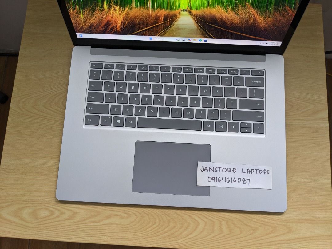 Microsoft Surface Laptop 3 15 inches AMD Ryzen 5 Surface Edition (Category: Laptops & Notebooks) located in Quezon City. Submitted by janstore-computer-trading (Listing ID 1348302869, Image 2). Description: Model : Microsoft Surface Laptop 3 (15 inches , AMD Ryzen 5) Condition : Slightly used, Very Presentable Price : 21,000 Specs: Processor : AMD Ryzen 5 Surface Edition Quad core ( 2.1 - 3.7 Ghz ) Ram : 8 GB DDR4 2666Mhz Storage : 128 GB SSD Gra