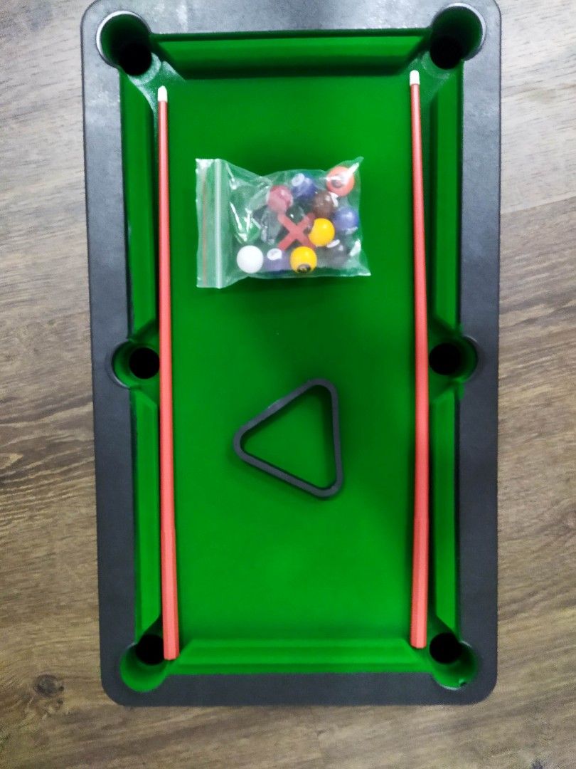 Mini pool table (Category: Announcements) located in Singapore. Submitted by bootycheektickler (Listing ID 1348377789, Image 2). Description: Mini pool table for kids.