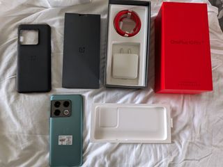 (Category: ) located in . Submitted by tech_junkie_sg (Listing ID 1348319427, Image 1). Description: .