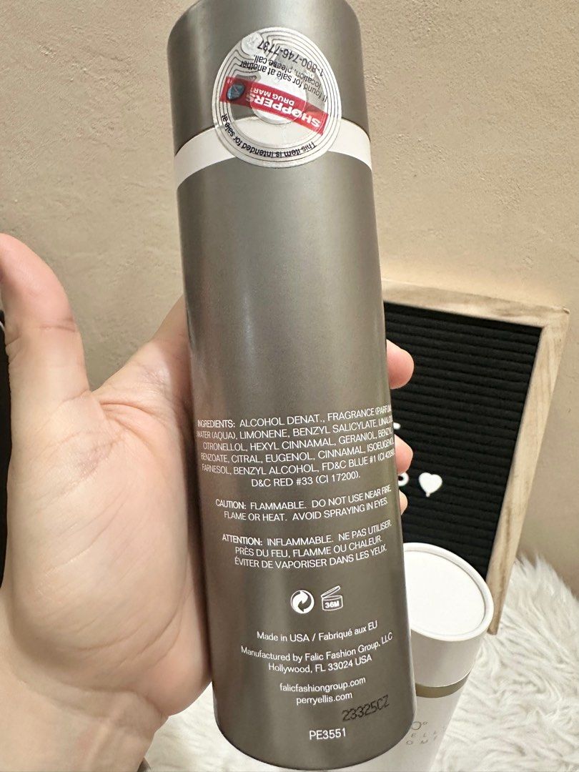 Original Perry Ellis 360 For Men EDT 50ml (Category: Fragrance & Deodorants) located in Las Pinas. Submitted by anasonlineshophtplaspinas (Listing ID 1348360963, Image 2). Description: Original Perry Ellis 360 For Men EDT 50ml Top notes are Juniper Berries, Lemon and Bergamot; middle notes are Lavender, Sage, Cardamom and Freesia; base notes are Woody Notes, Vetiver and Musk. .