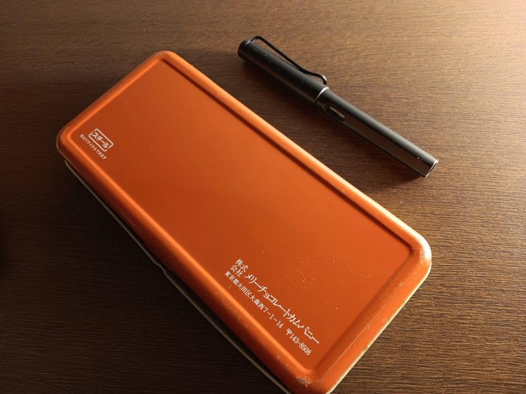 Pencil Case Chocolate Tin Case (Category: Stationery & School Supplies) located in Quezon City. Submitted by samotsare (Listing ID 1348397243, Image 3). Description: Pencil Case Chocolate Tin Case (Pen not included, for size reference only).