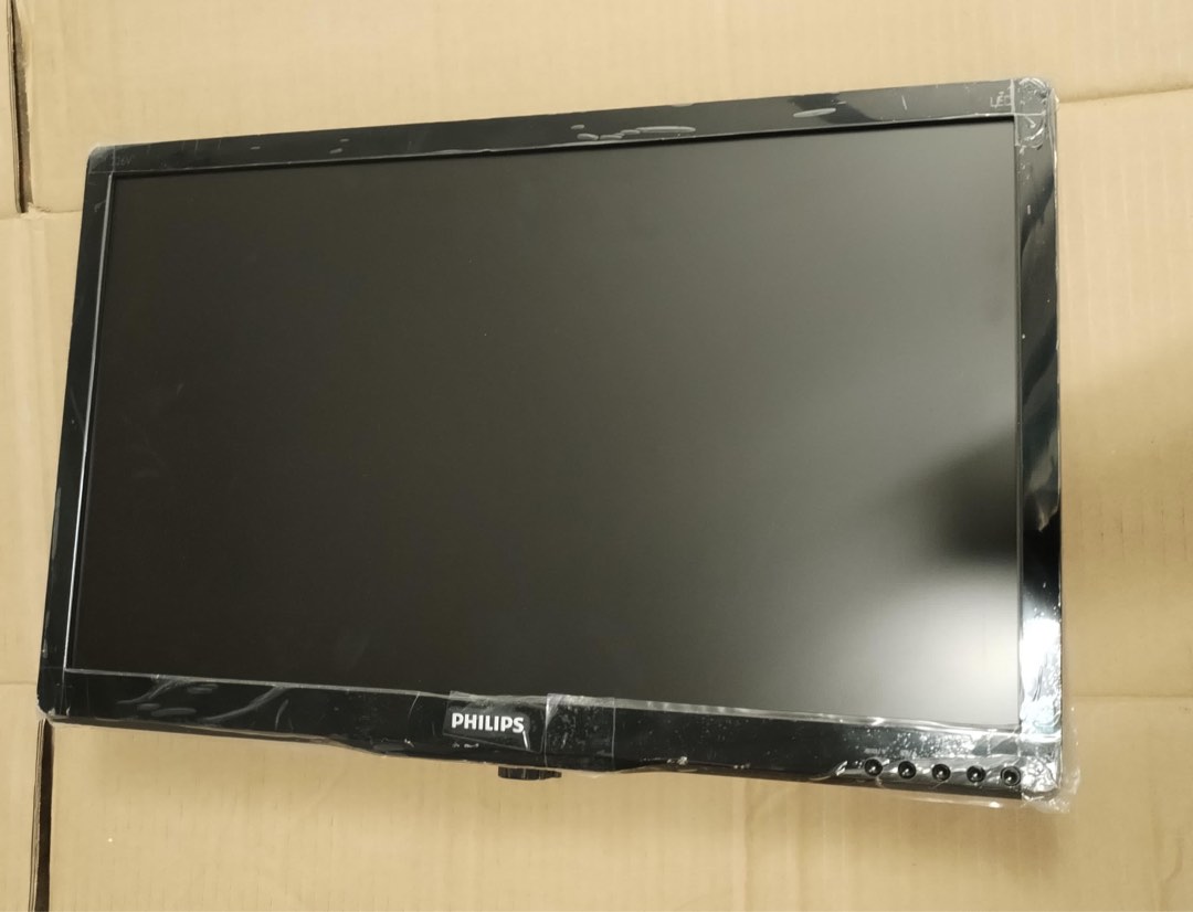 Philips MMD Monitor & Display, Computers & Tech, Desktops on Carousell