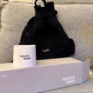 （分類：）位於 。 由 karinalee_ 提交（商品編號 1348364611，圖片 1）。簡介： 。