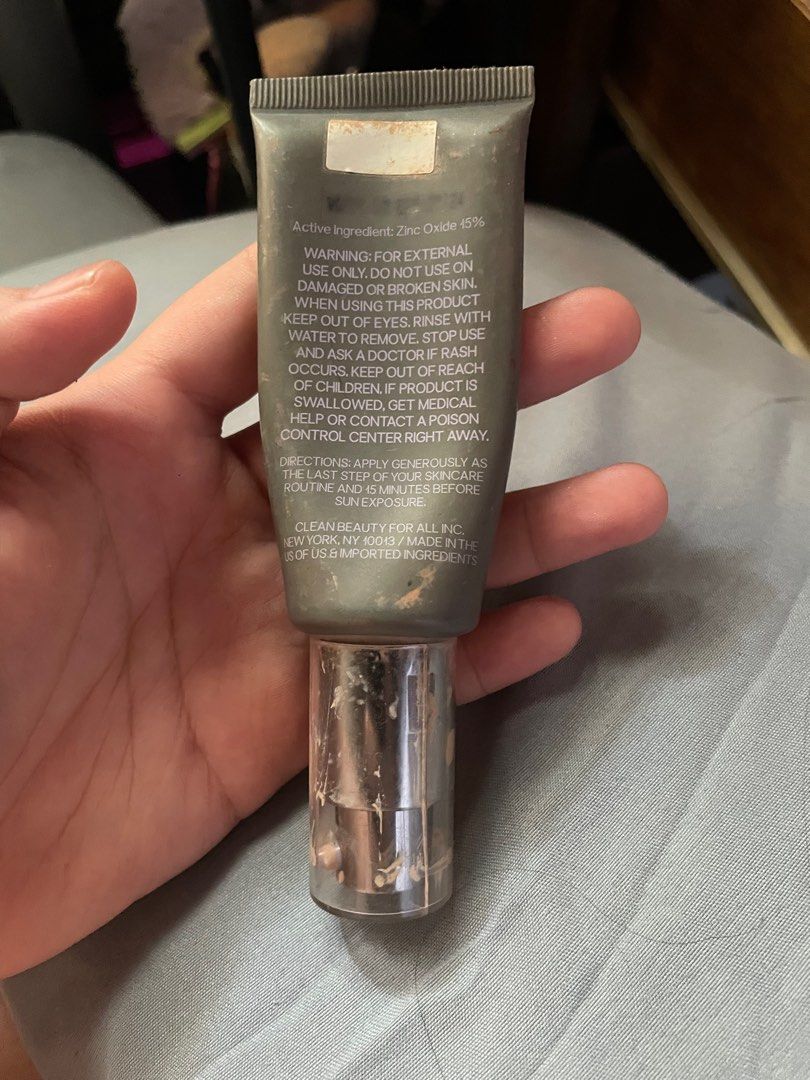 Saie slip tint (Category: Makeup) located in Quezon City. Submitted by Flsmb (Listing ID 1348233961, Image 2). Description: saie slip tint in the shade 3 rfs: I have too many bases and in need of funds.