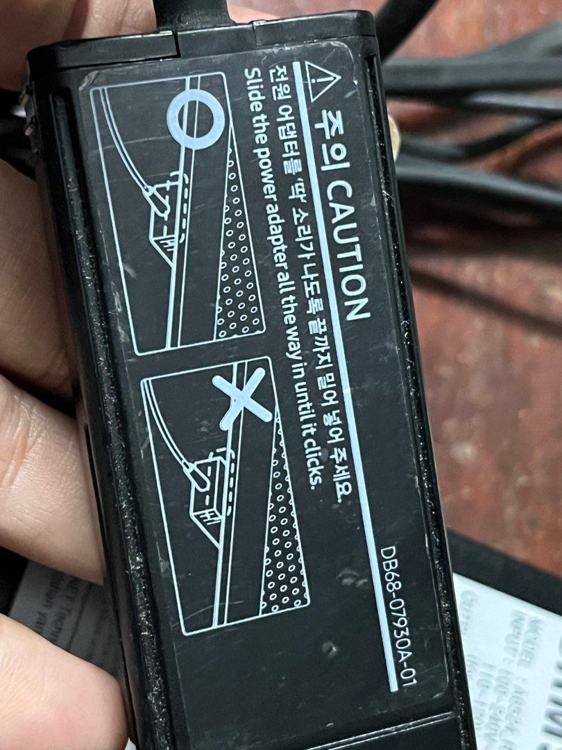 Samsung Adapter 24v (Category: Cables & Adaptors) located in Guagua. Submitted by goodbuysathome (Listing ID 1348227588, Image 3). Description: Original Samsung laptop Adapter 24v Unused Add sf 54 GCash payment .