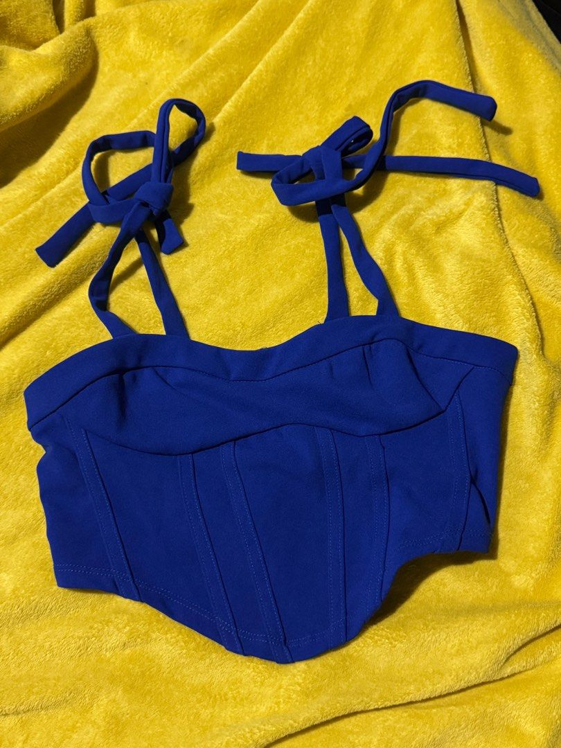 SHEIN MOD Tie Shoulder Curved Hem Cami Top (Category: Sleeveless) located in Makati City. Submitted by EllyC (Listing ID 1348256166, Image 2). Description: My fave top!!! Nakakasexy huhu Used once sa concert Medium size.