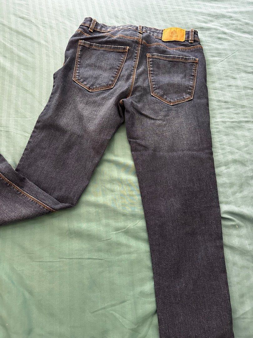 Springfield Jeans (Category: Jeans) located in Pasig City. Submitted by simplify.simplify (Listing ID 1348240567, Image 2). Description: Used only twice.
