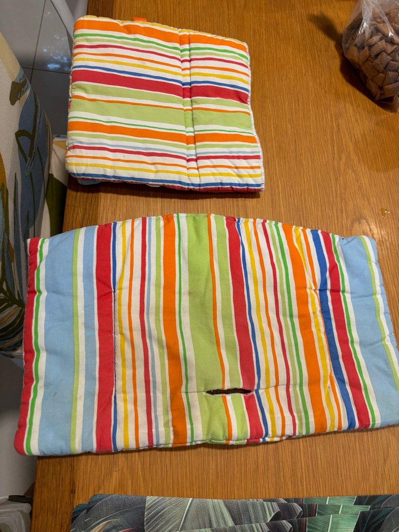 Stokke trip trap chair seat cushion (Category: Kids' Tables & Chairs) located in Singapore. Submitted by sunshine.877 (Listing ID 1348243129, Image 1). Description: Good condition! Just a little stain on the sitting piece! Great to cover stoke baby chairs and make it more comfortable for your kids. It’s authentic for StokKe..