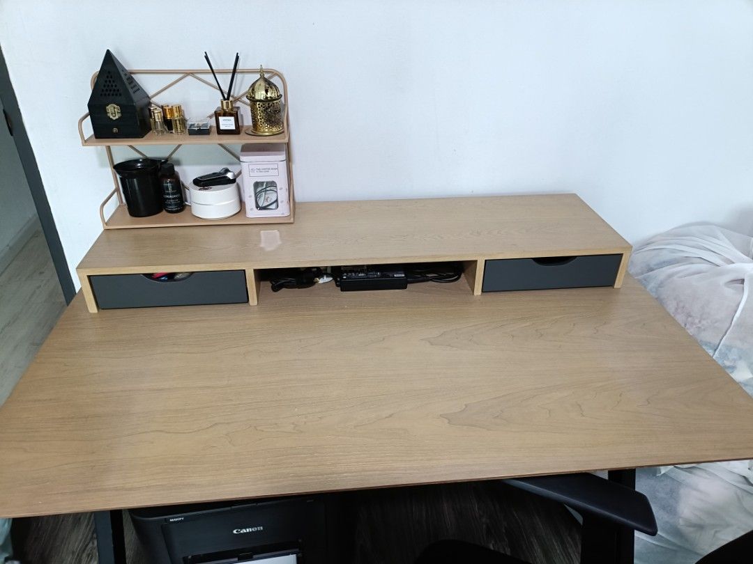 Study Table (Category: Tables & Sets) located in Singapore. Submitted by alynn19 (Listing ID 1348305357, Image 1). Description: selling off my study table. study table $100.