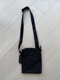 （分類：）位於 。 由 turningminimalist 提交（商品編號 1348357137，圖片 1）。簡介： 。