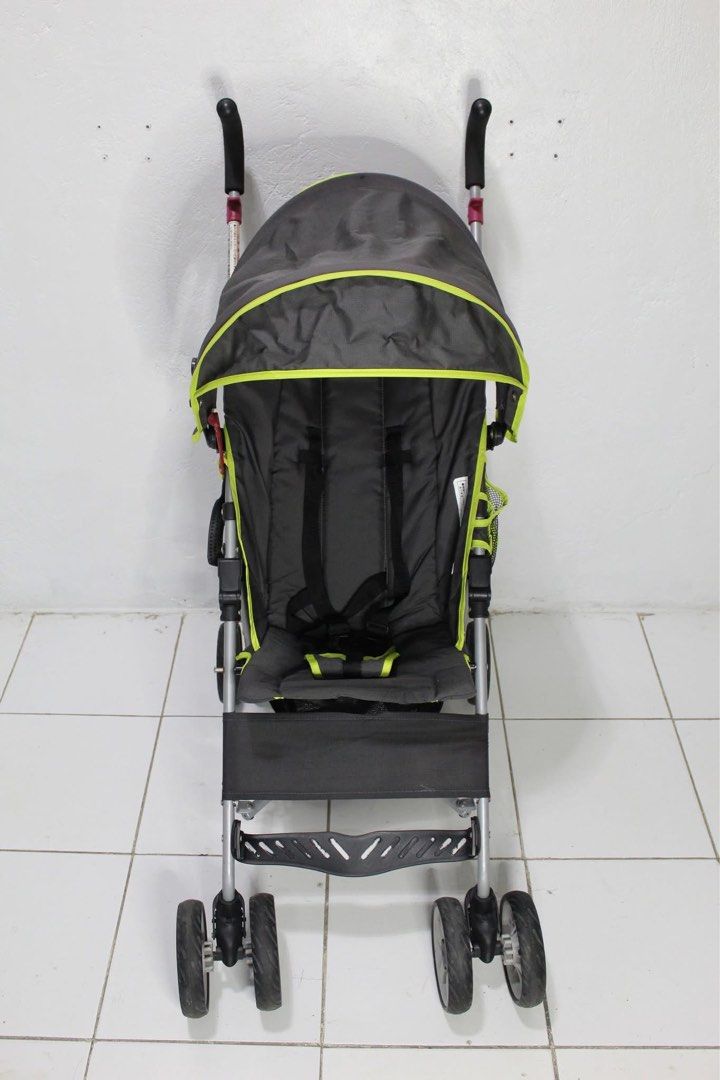 Umbrella Type Stroller for Toddler 🇯🇵 (Category: Strollers) located in San Fernando. Submitted by juls.japan.surplus (Listing ID 1348418265, Image 3). Description: Umbrella Type Stroller for Toddler Heavy-duty Compact and portable Lockable rear wheels Adjustable and removable canopy 2,000 pesos only.