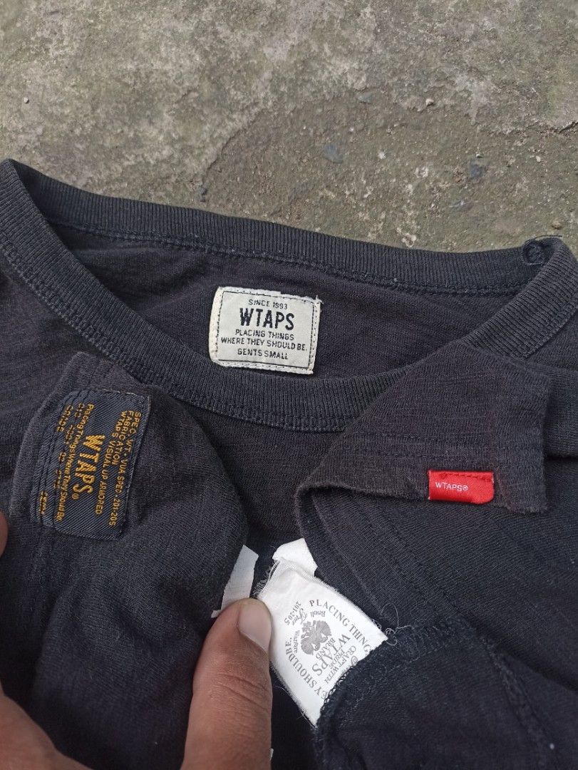 WTAPS x Vans shirt (Category: Tshirts & Polo Shirts ) located in Quezon City. Submitted by jcrafty.co (Listing ID 1348249304, Image 3). Description: dimes 20W 24L.