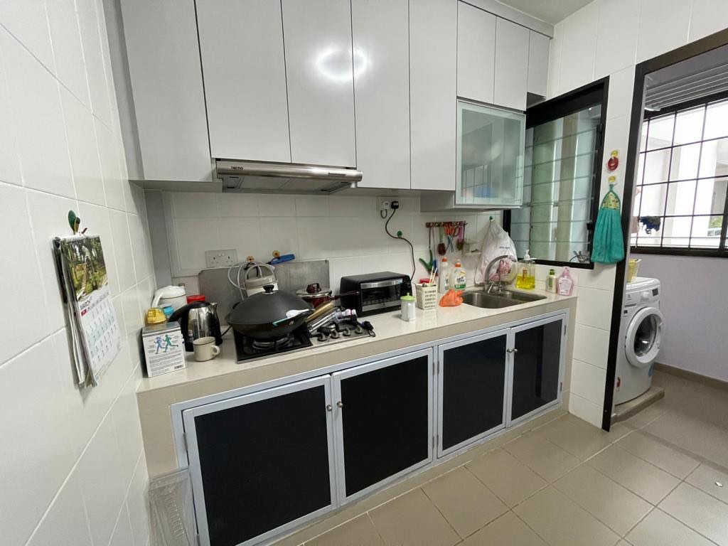 (Category: ) located in . Submitted by yateo (Listing ID 1344989734, Image 1). Description: .